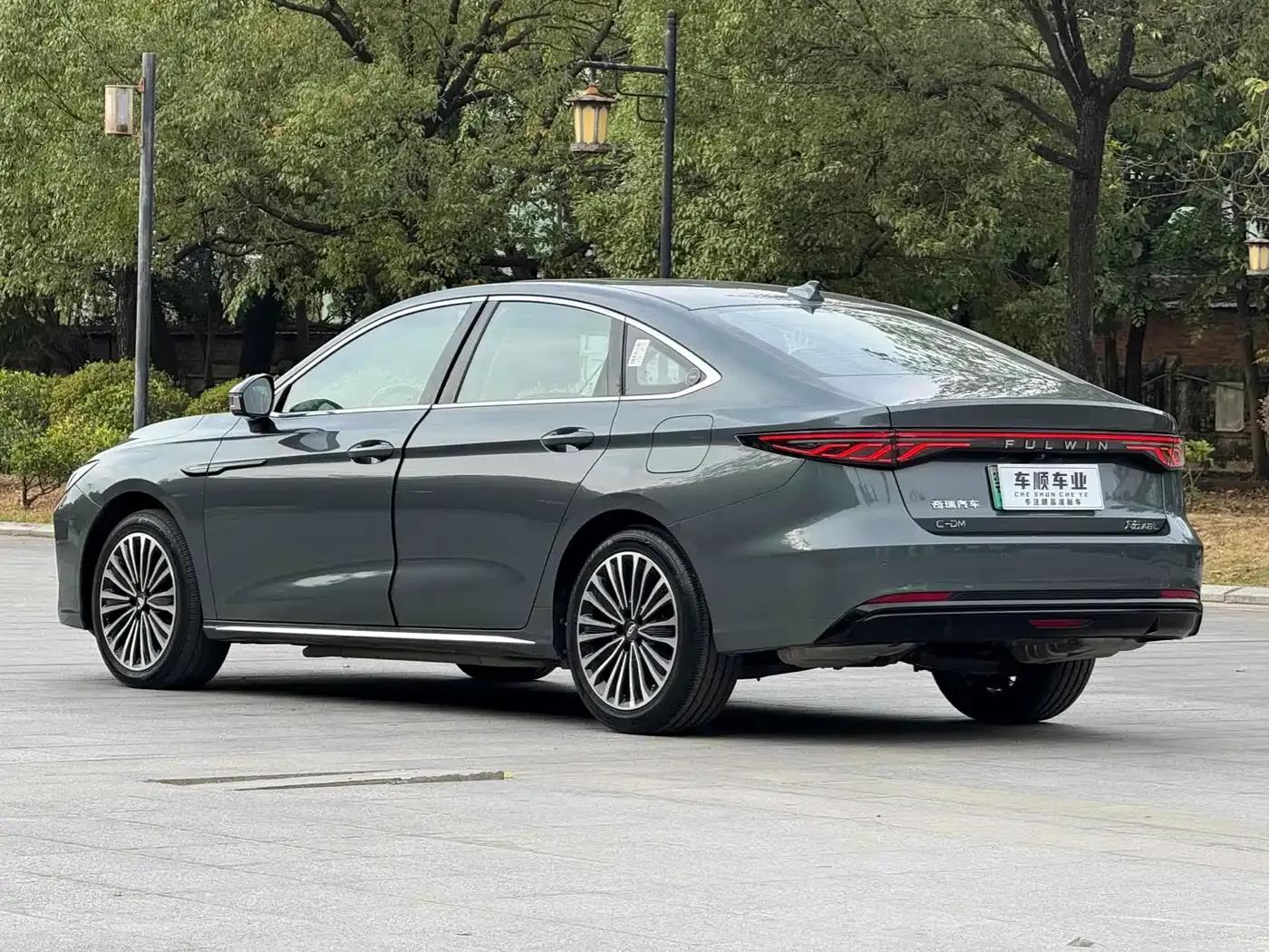 Fengyun A8L 2025 1.5TGDI 145km Luxury Edition — миниатюра 6