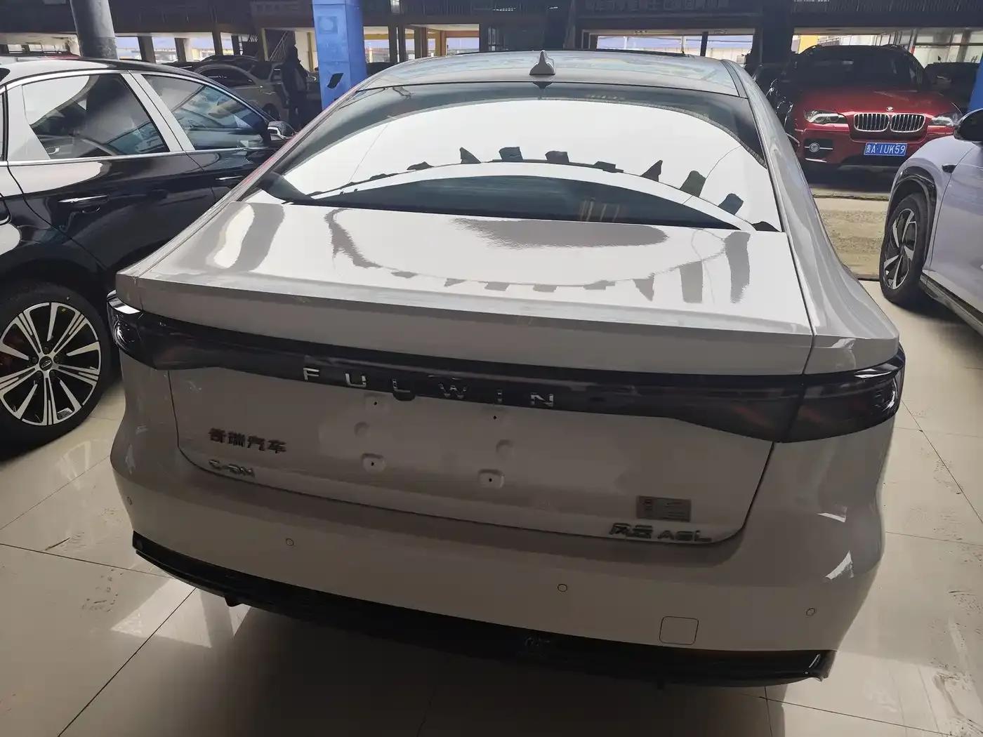 Fengyun A8L 2025 1.5TGDI 145km Luxury Edition — миниатюра 14