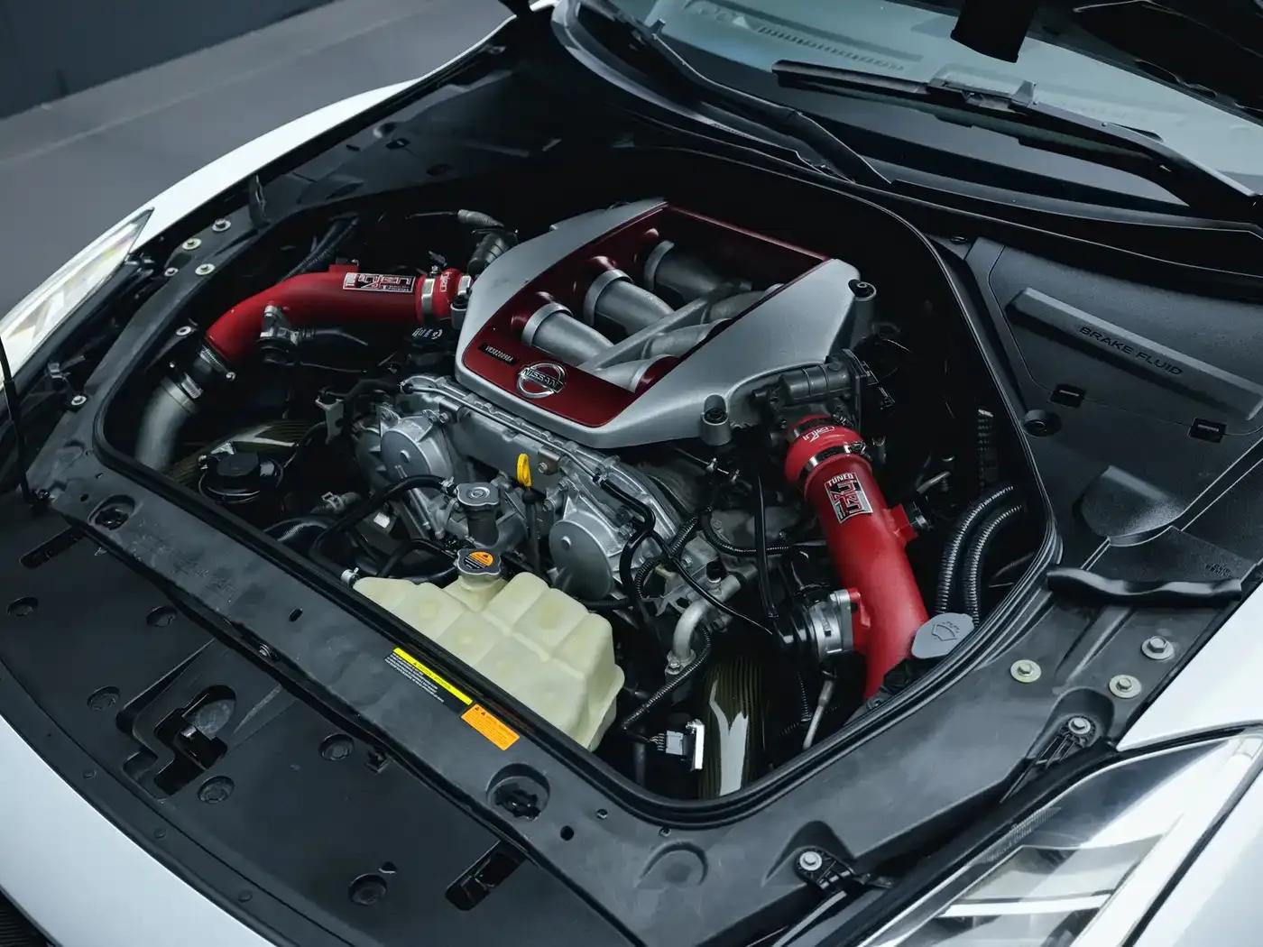 2012 Nissan GT-R 3.8T Premium Edition — миниатюра 17