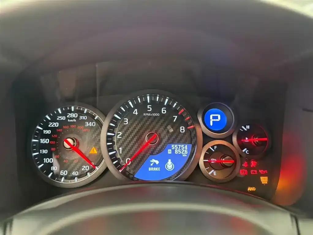 2017 Nissan GT-R 3.8T Flagship Edition — миниатюра 9