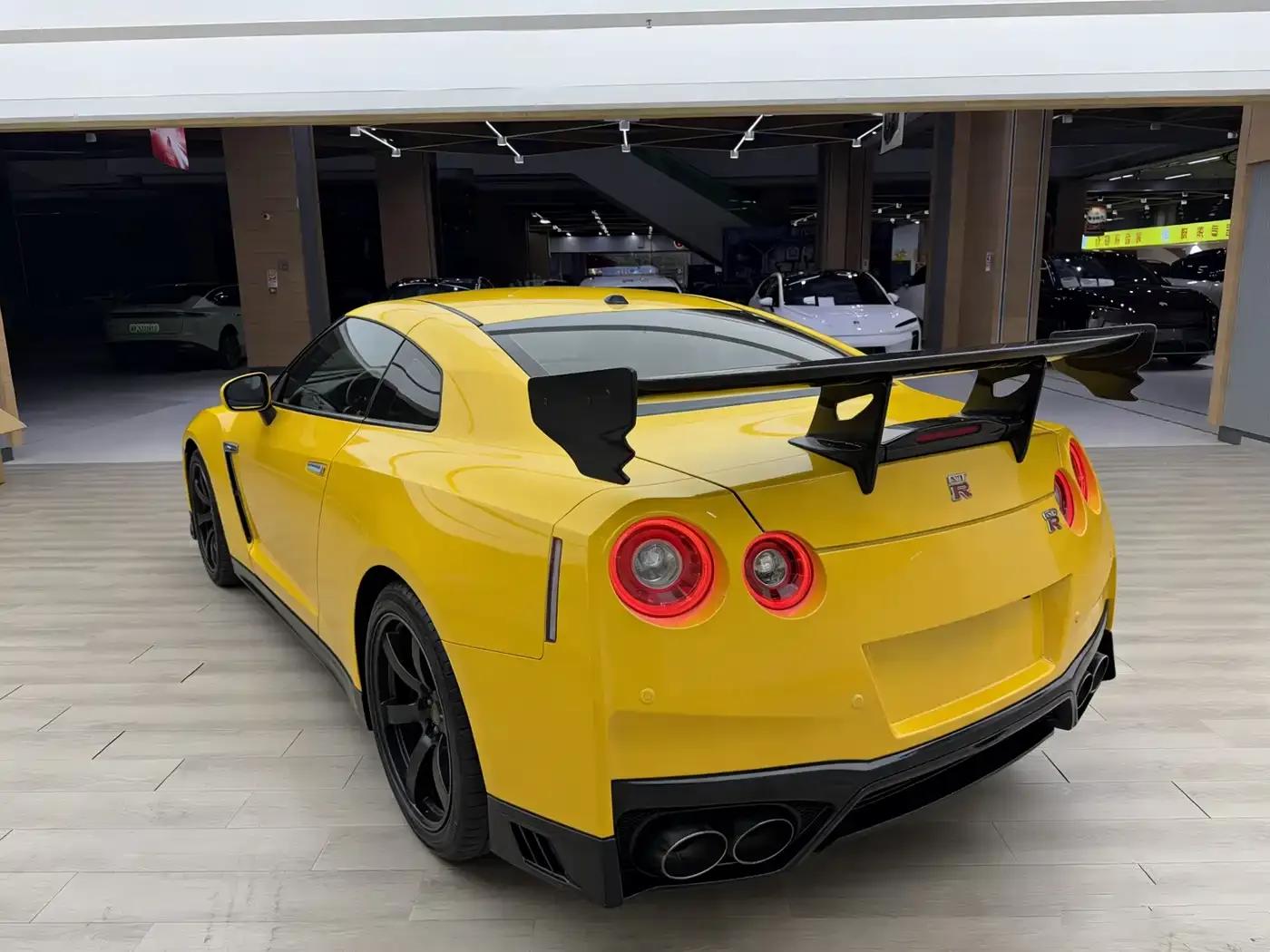 2012 Nissan GT-R 3.8T Premium Edition — миниатюра 5
