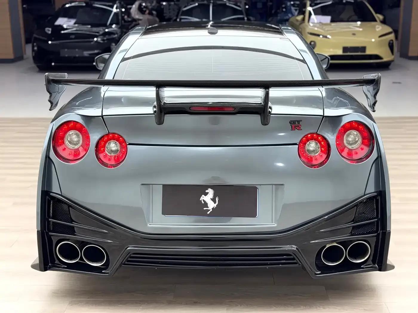 2010 Nissan GT-R 3.8T Premium Edition — миниатюра 7