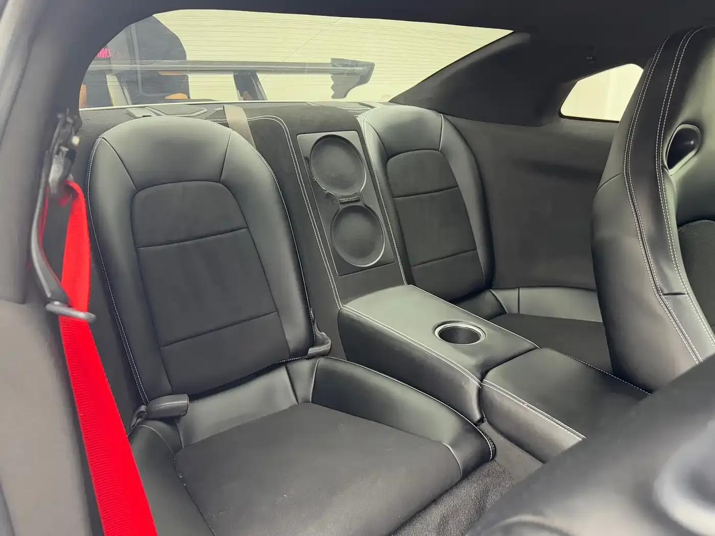 2010 Nissan GT-R 3.8T Premium Edition — миниатюра 17