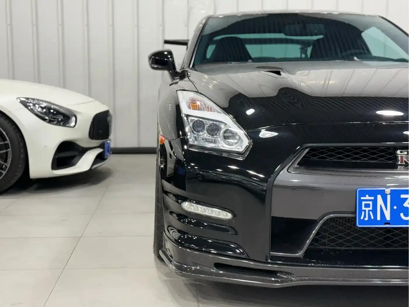 2012 Nissan GT-R 3.8T Premium Edition — миниатюра 16