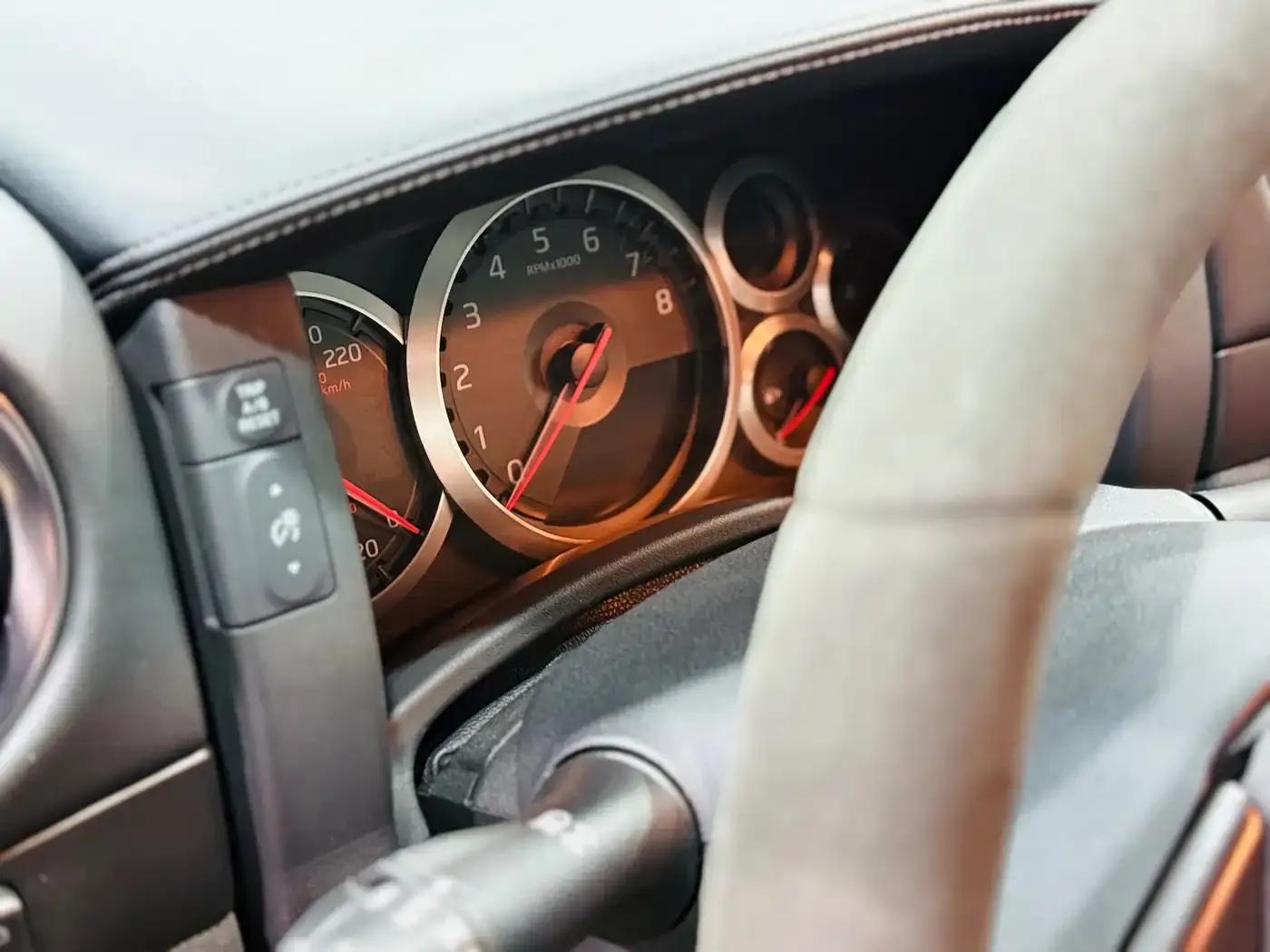 2012 Nissan GT-R 3.8T Premium Edition — миниатюра 9