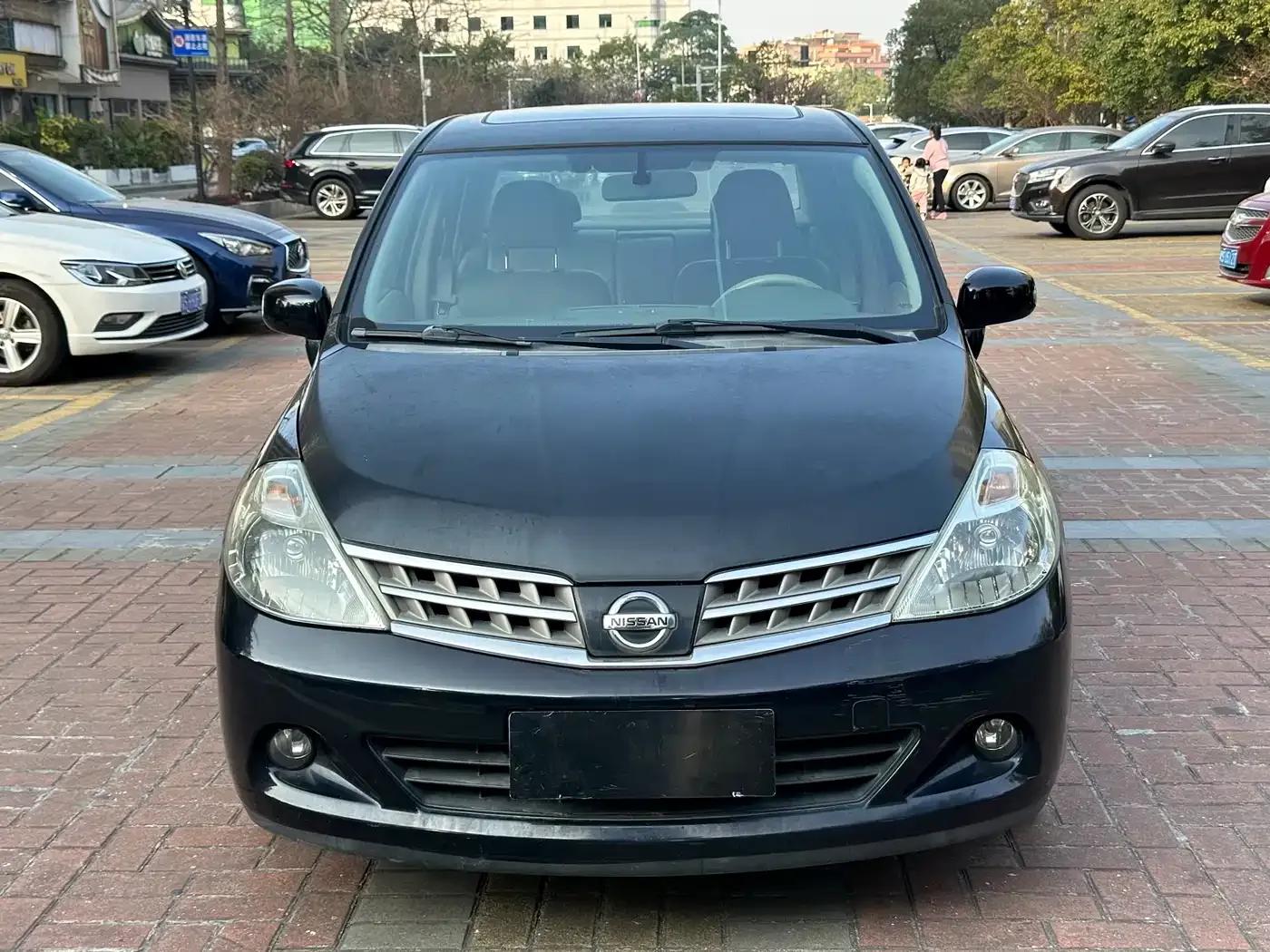 Tiida 2009 1.6L Automatic Technology Edition — миниатюра 1
