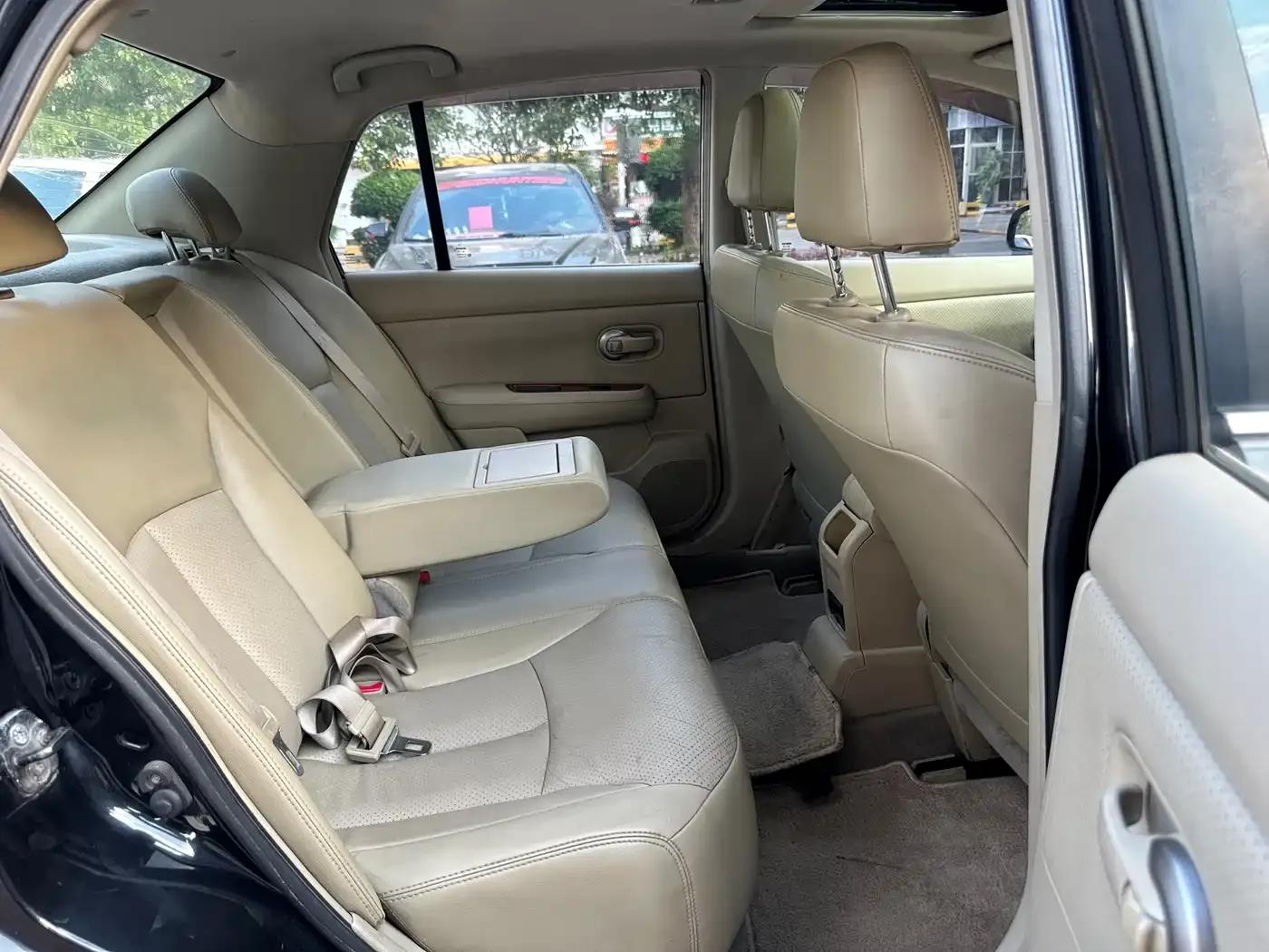 Tiida 2009 1.6L Automatic Technology Edition — миниатюра 19