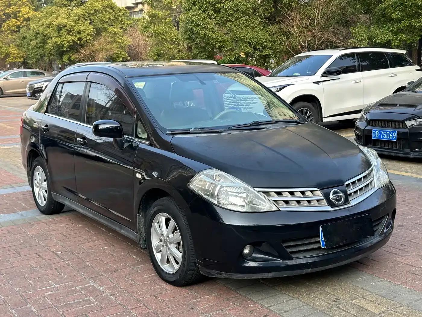 Tiida 2009 1.6L Automatic Technology Edition — миниатюра 3