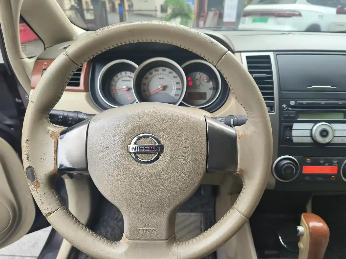 Tiida 2008 1.6L Automatic Premium Edition — миниатюра 11