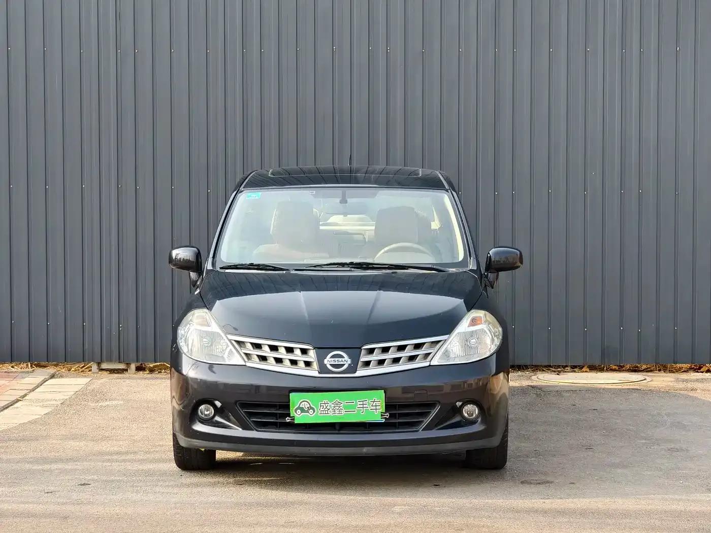 Tiida 2008 1.6L Manual Intelligent — миниатюра 2