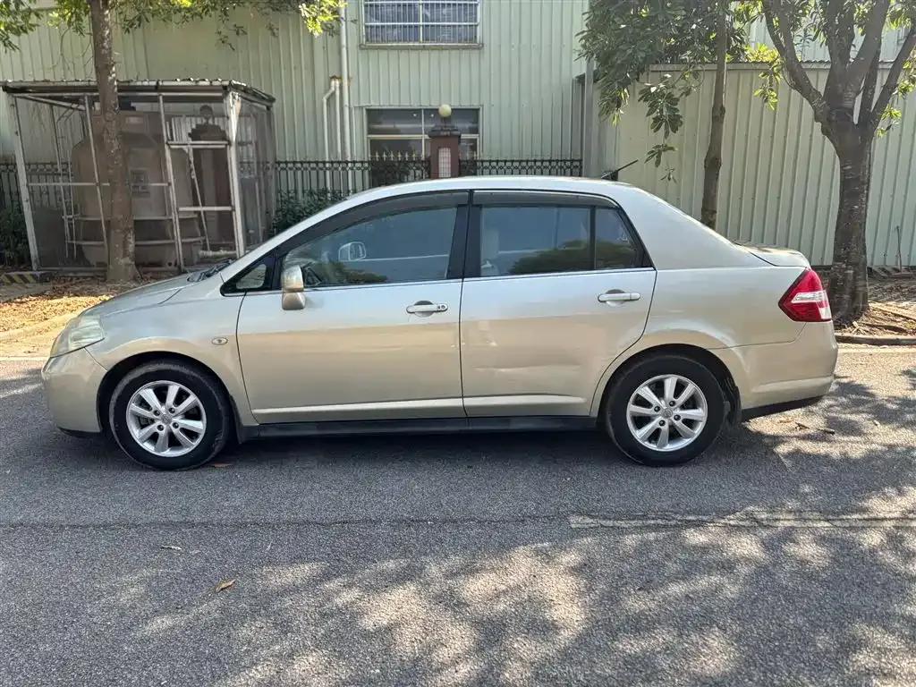 Tiida 2008 1.6L Automatic Deluxe — миниатюра 5