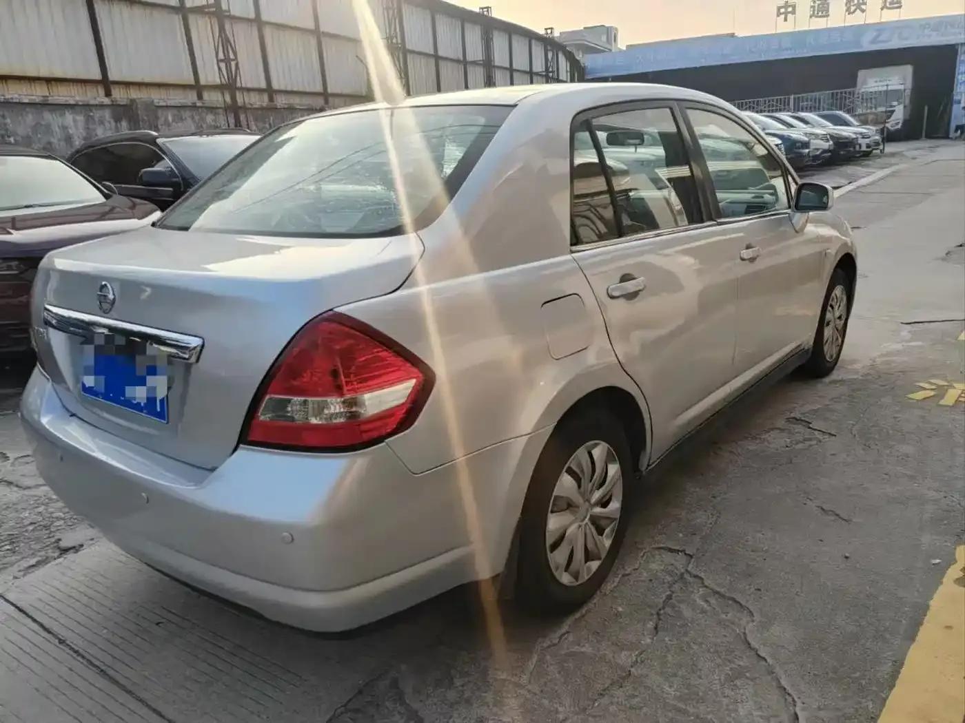 Tiida 2005 1.6J MT — миниатюра 6