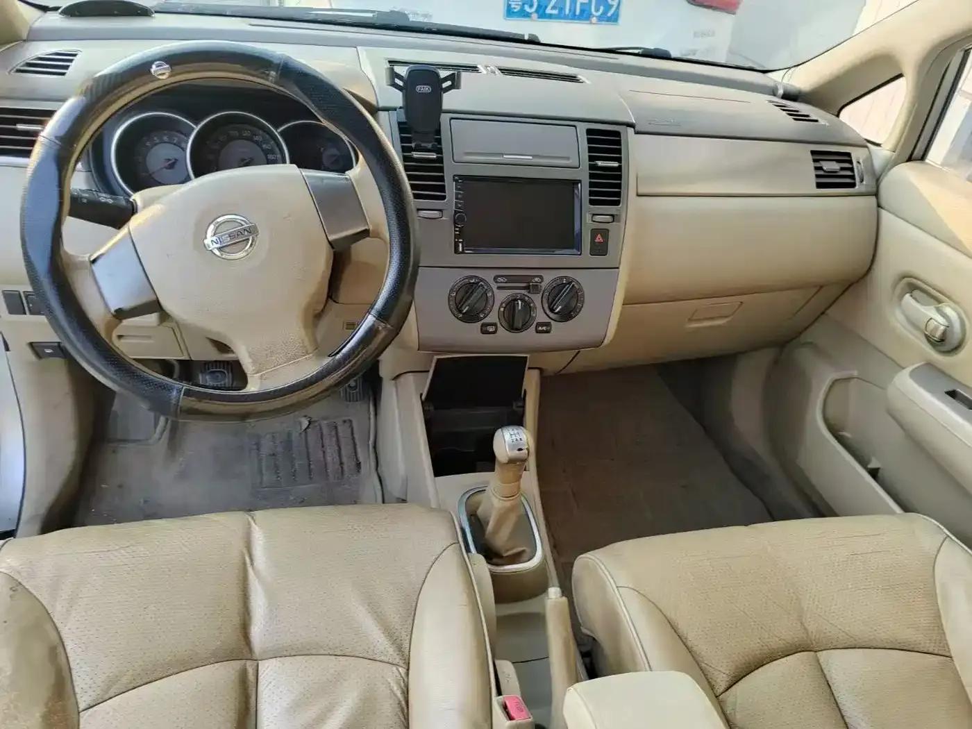 Tiida 2005 1.6J MT — миниатюра 7