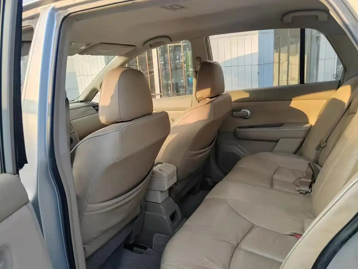 Tiida 2005 1.6J MT — миниатюра 8