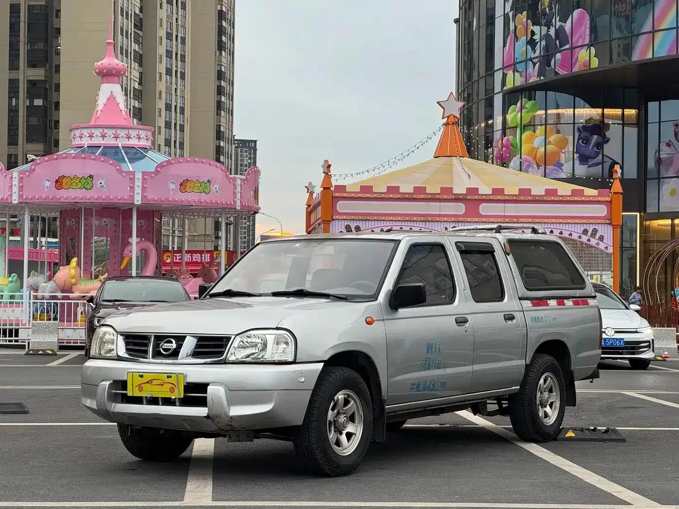 Nissan D22 2011 2.4L Gasoline 2WD Premium Model — миниатюра 1
