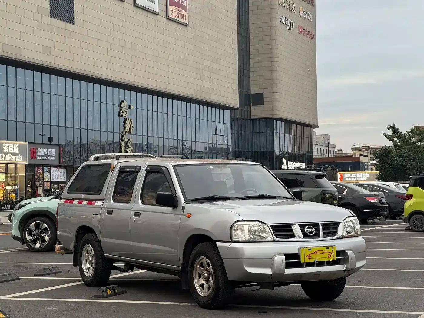 Nissan D22 2011 2.4L Gasoline 2WD Premium Model — миниатюра 4