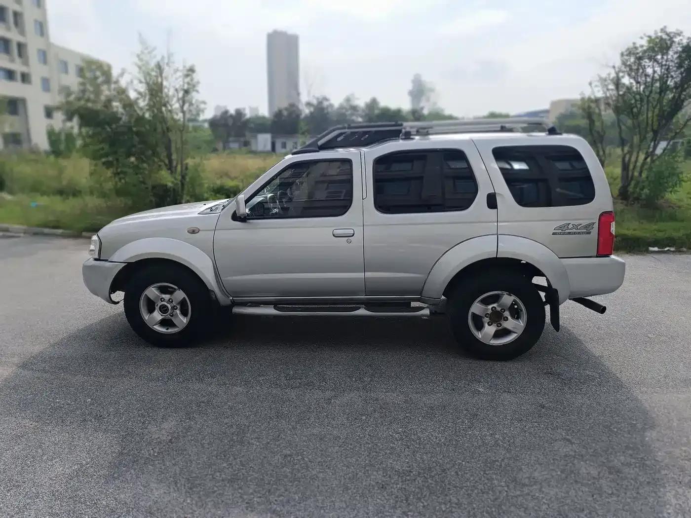 Nissan Paladin 2008 2.4L 4WD Standard Model — миниатюра 7