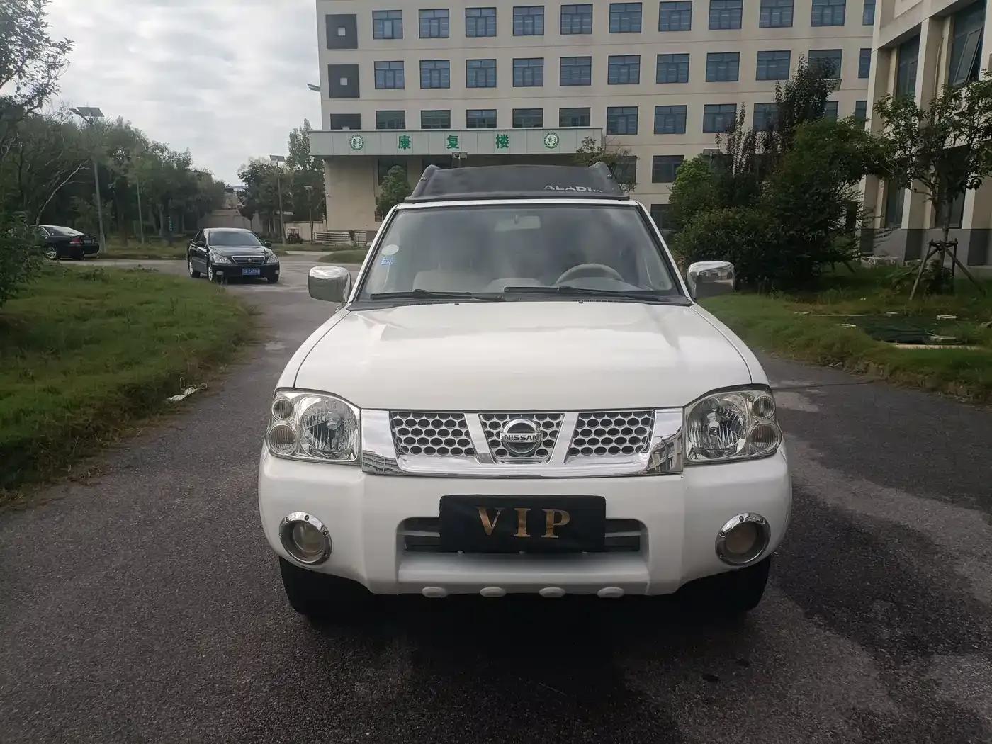 Nissan Paladin 2008 2.4L 4WD Standard Model — миниатюра 2