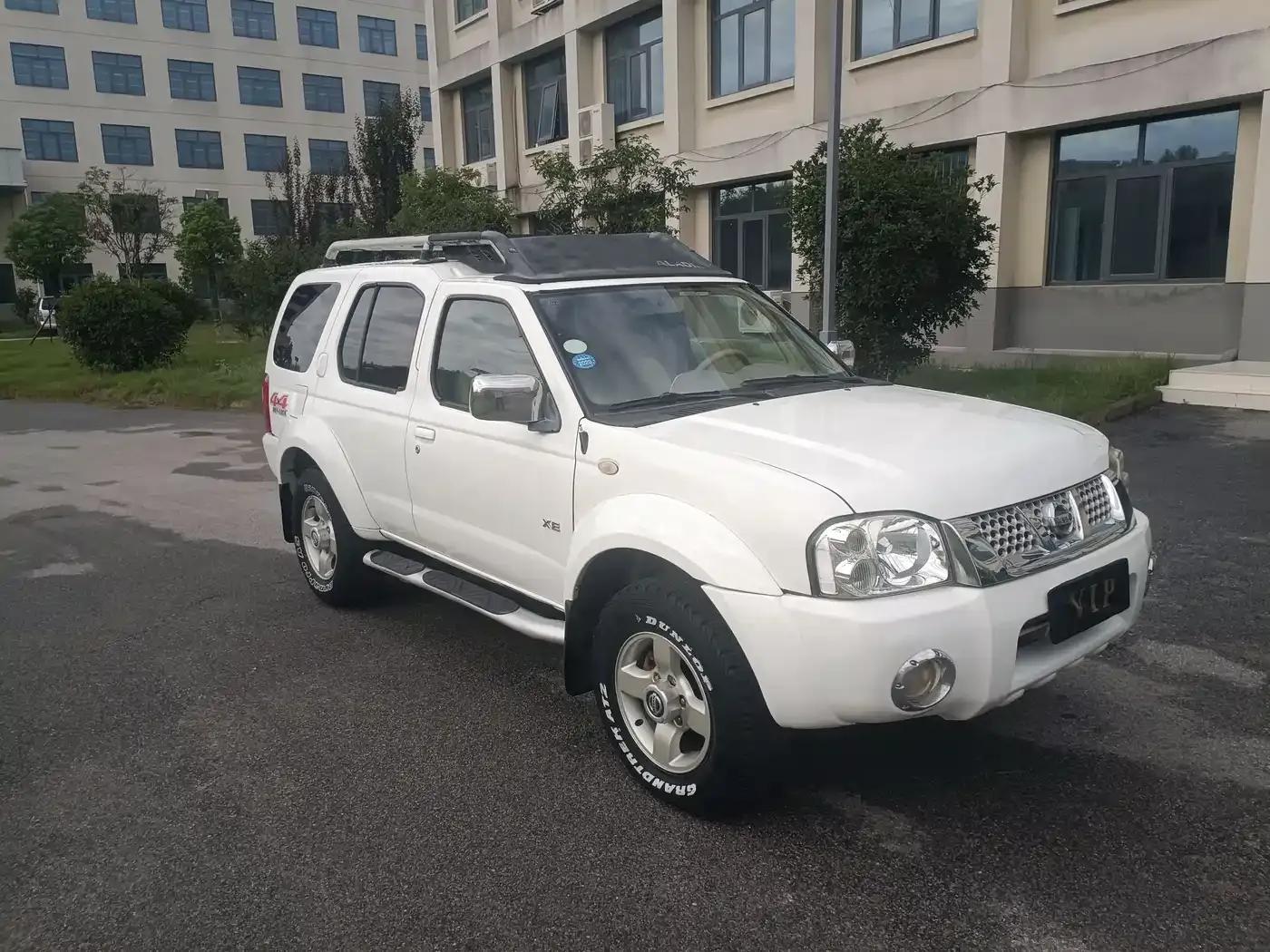 Nissan Paladin 2008 2.4L 4WD Standard Model — миниатюра 3