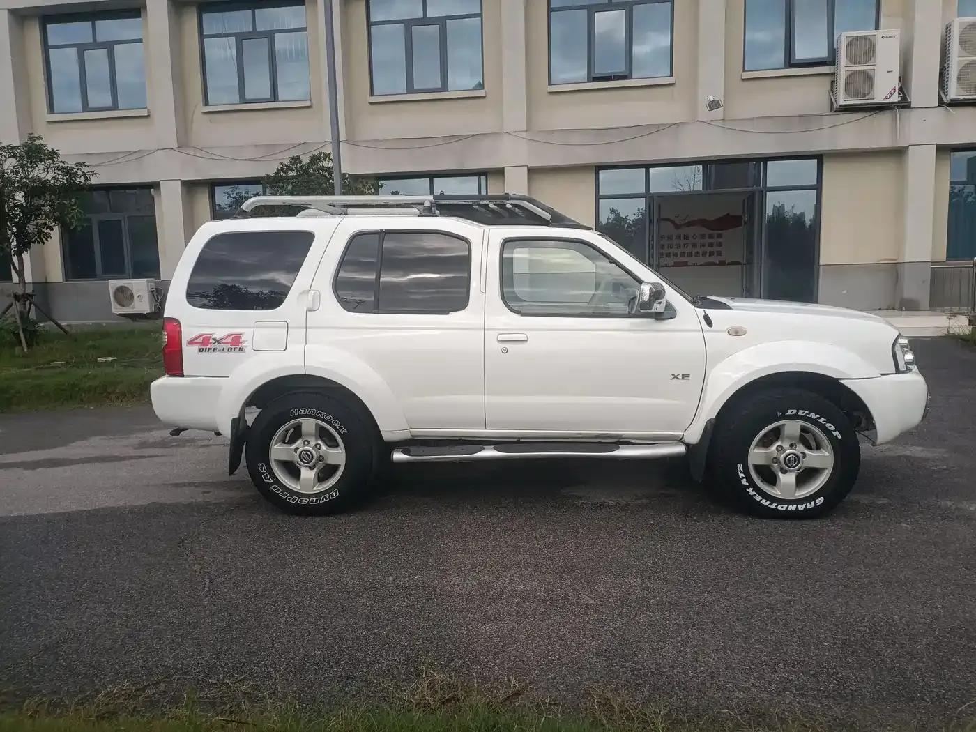 Nissan Paladin 2008 2.4L 4WD Standard Model — миниатюра 4