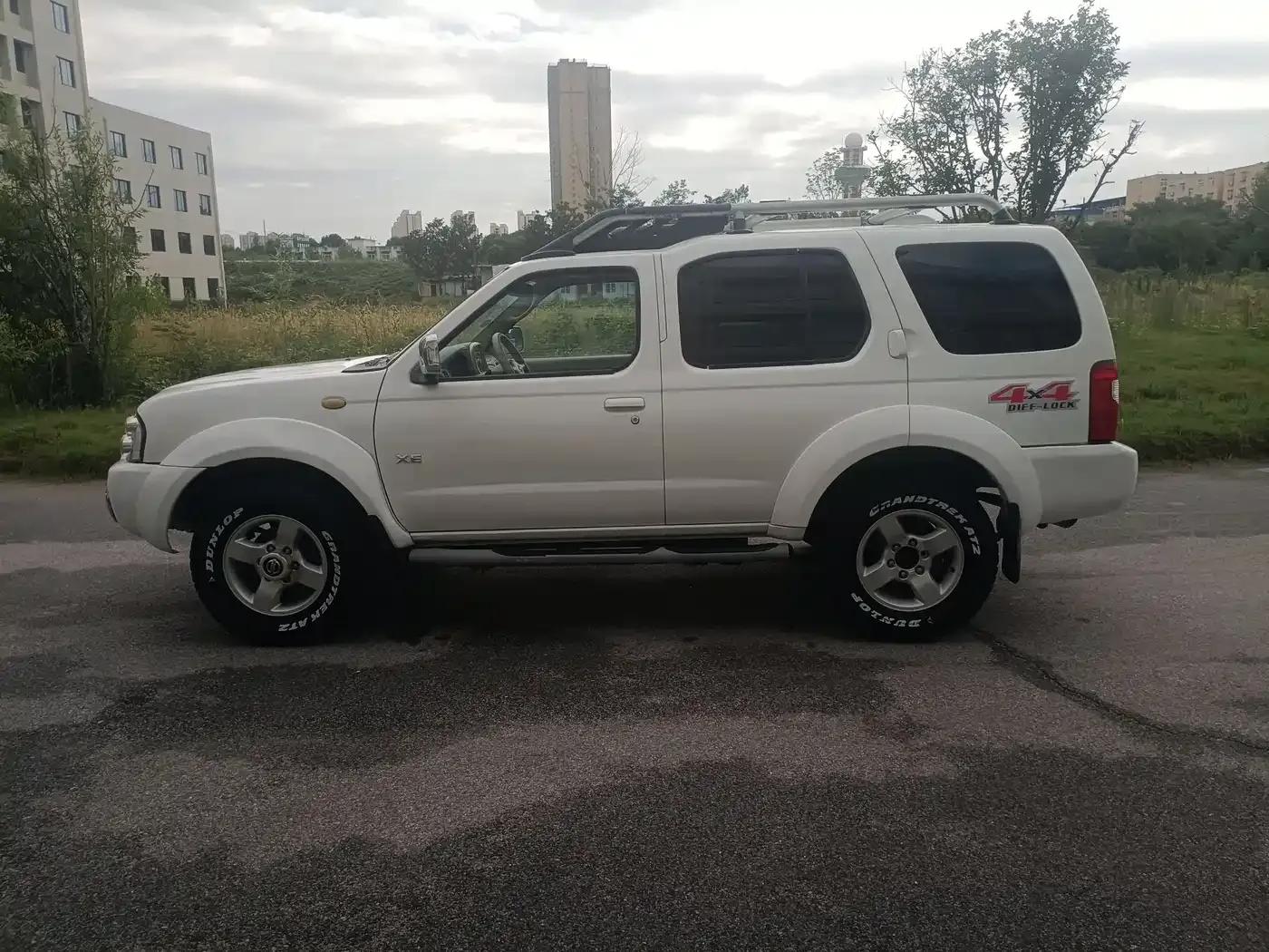 Nissan Paladin 2008 2.4L 4WD Standard Model — миниатюра 8