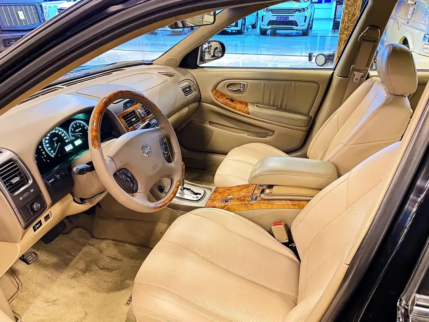 2004 Cefiro 2.0 G — миниатюра 11