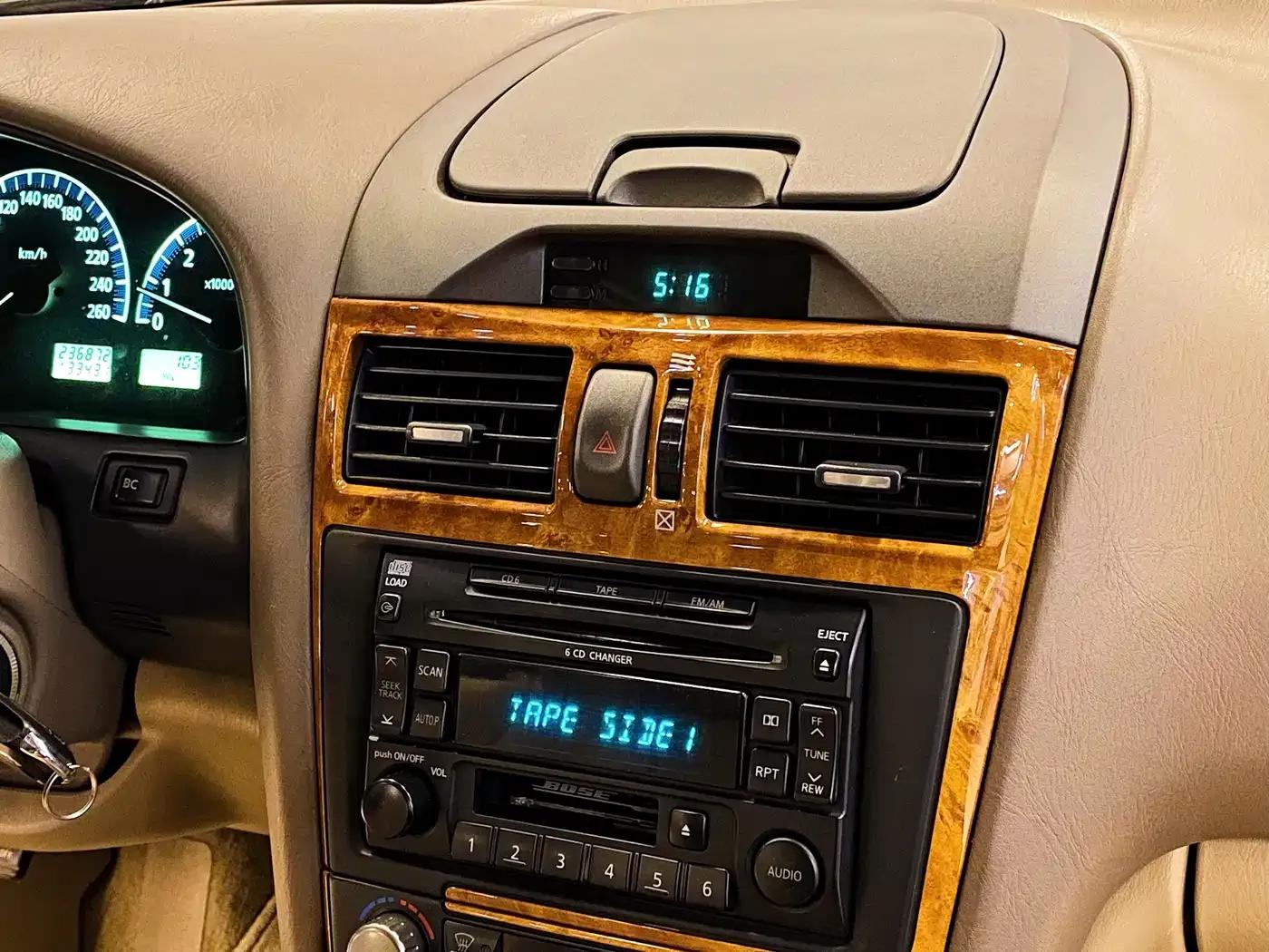2004 Cefiro 2.0 G — миниатюра 19