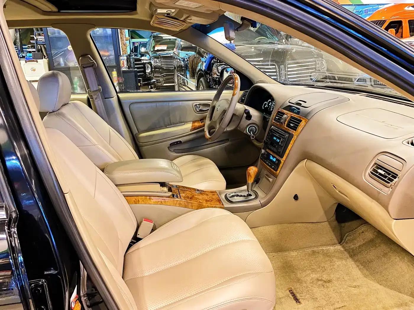 2004 Cefiro 2.0 G — миниатюра 22