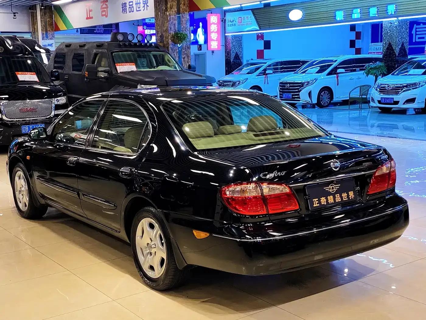 2004 Cefiro 2.0 G — миниатюра 9