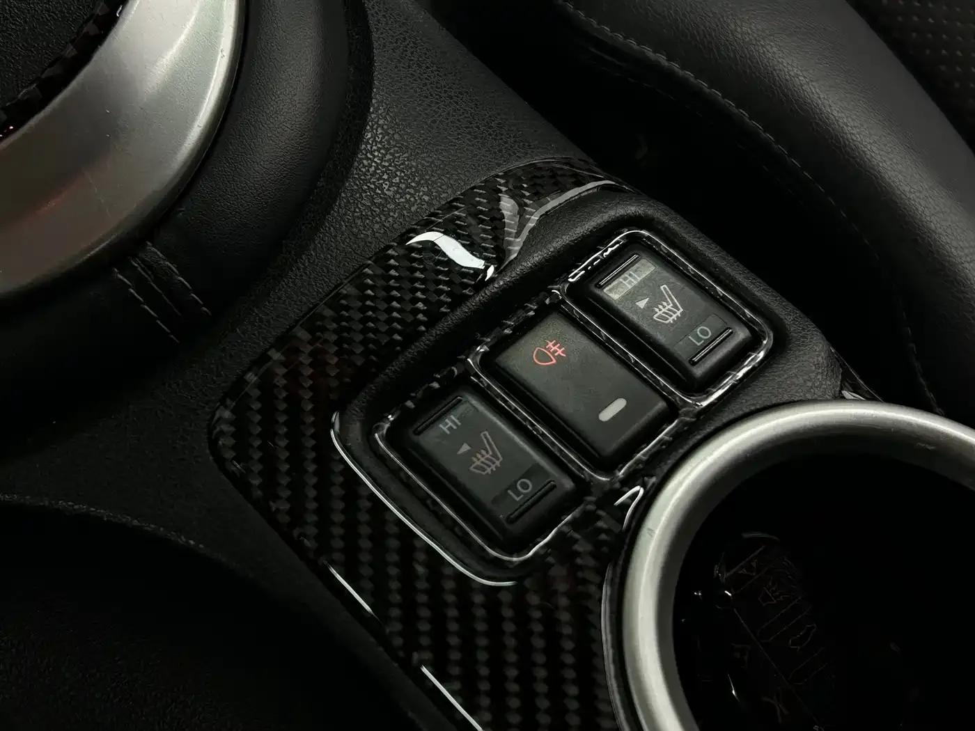 2013 Nissan 370Z 3.7L Coupe — миниатюра 13