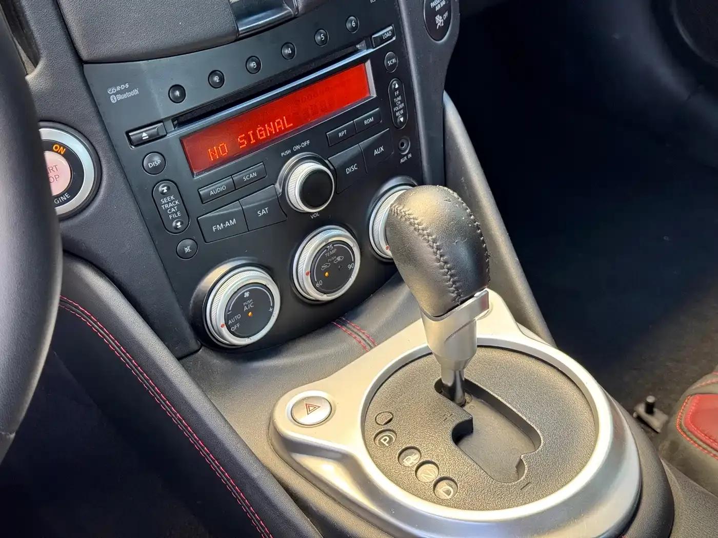 2008 Nissan 370Z Coupe 3.7L 332hp — миниатюра 12