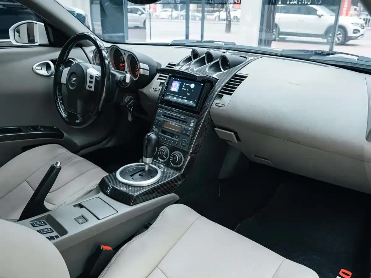 Nissan 350Z 2004 model 3.5 AT — миниатюра 16
