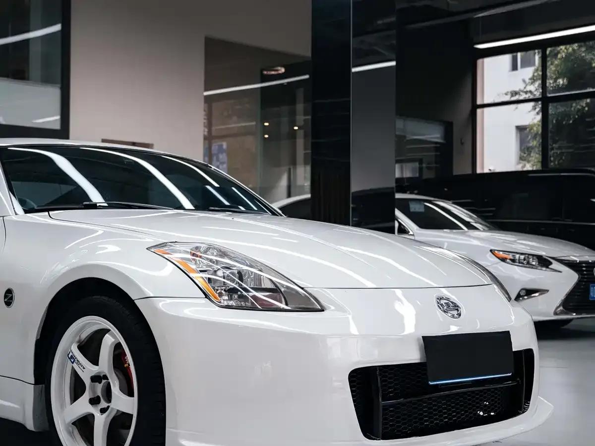 Nissan 350Z 2004 model 3.5 AT — миниатюра 7
