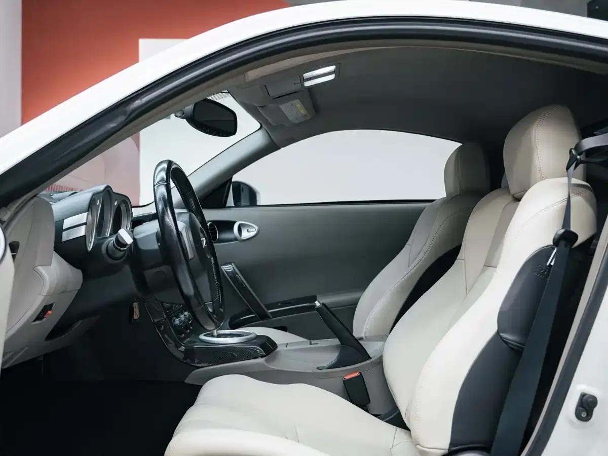 Nissan 350Z 2004 model 3.5 AT — миниатюра 9
