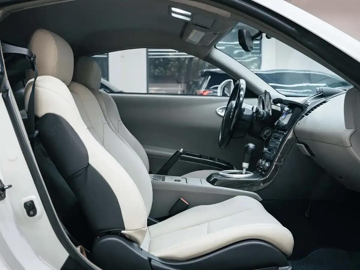 Nissan 350Z 2004 model 3.5 AT — миниатюра 10