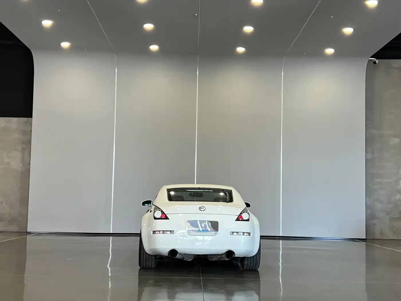 Nissan 350Z 2006 3.5 MT — миниатюра 8