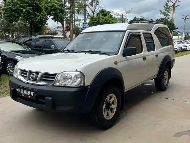Nissan ZN van 2011 model 2.4L 4WD standard 5-seater ZN6493