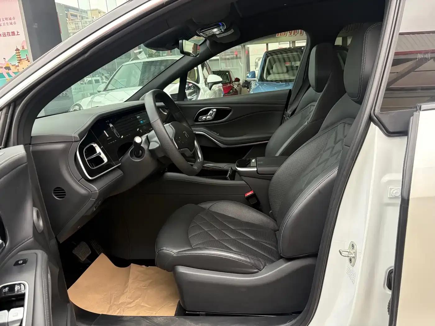 Feifan R7 2023 Rear-Wheel Drive Screen Dominator Edition — миниатюра 12