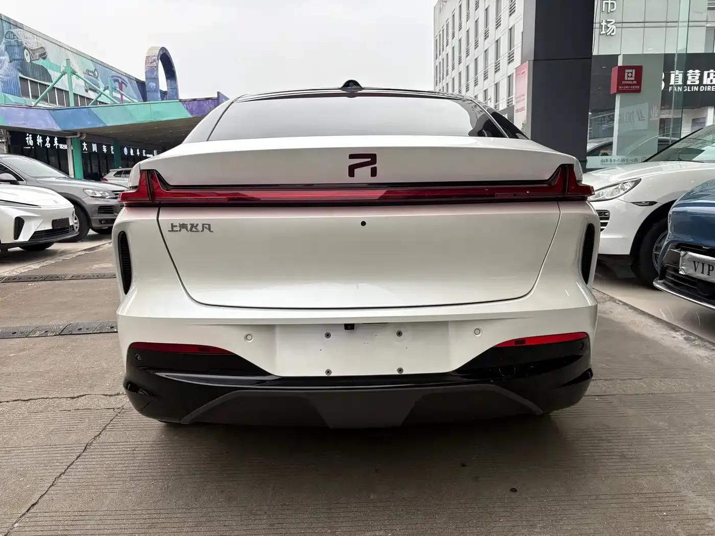 Feifan R7 2023 Rear-Wheel Drive Screen Dominator Edition — миниатюра 6