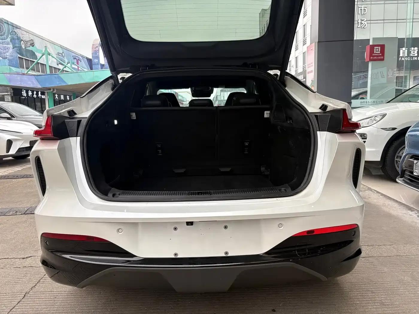 Feifan R7 2023 Rear-Wheel Drive Screen Dominator Edition — миниатюра 7