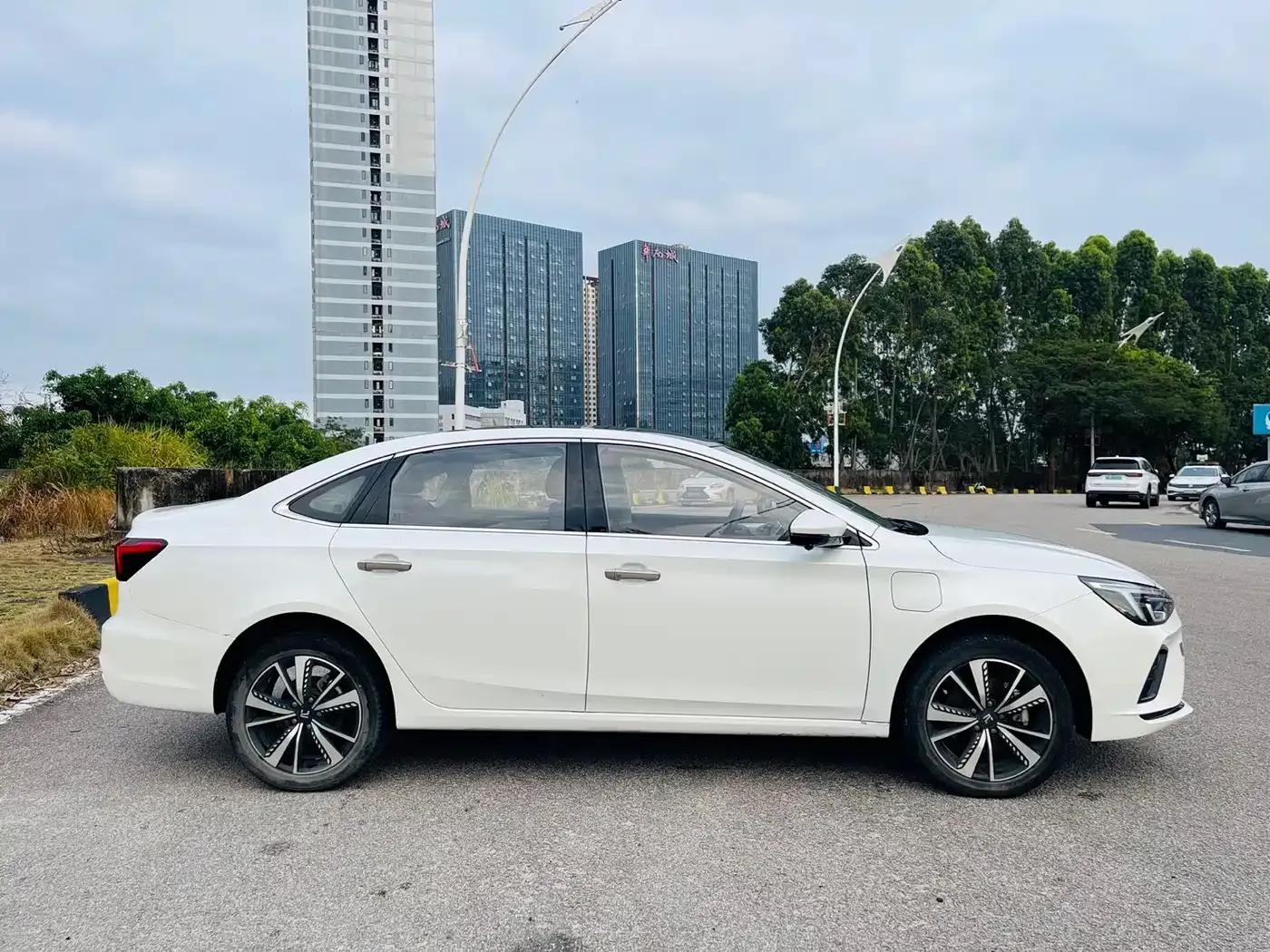 Feifan ER6 2021 New Dynamic Edition 620km Smart Supreme Edition — миниатюра 4