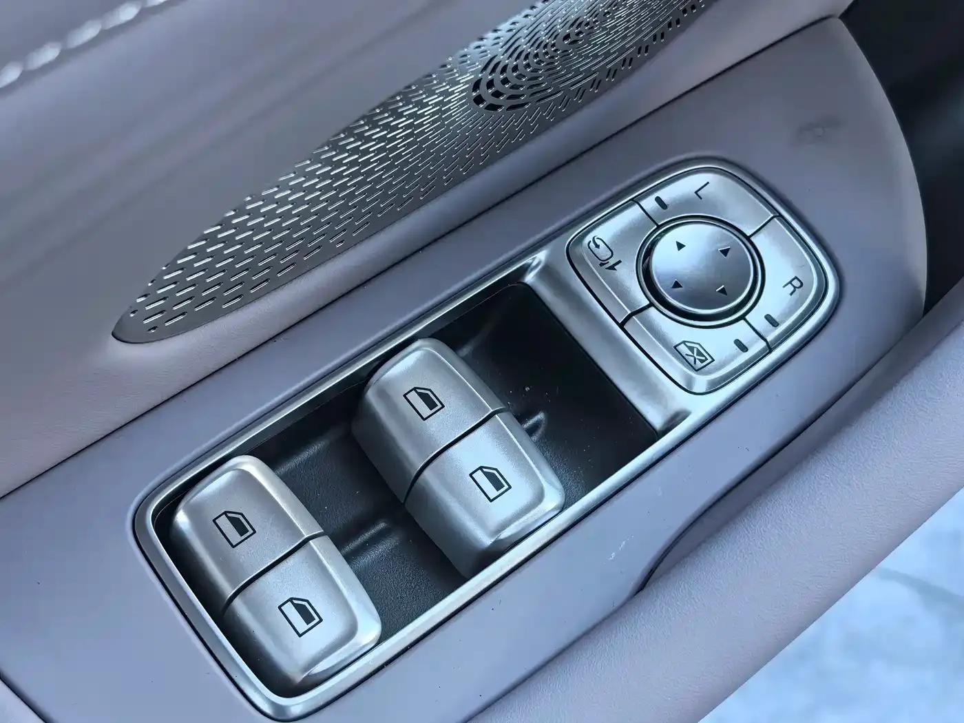 Roewe M7 DMH 2025 160km Enjoy Edition — миниатюра 20