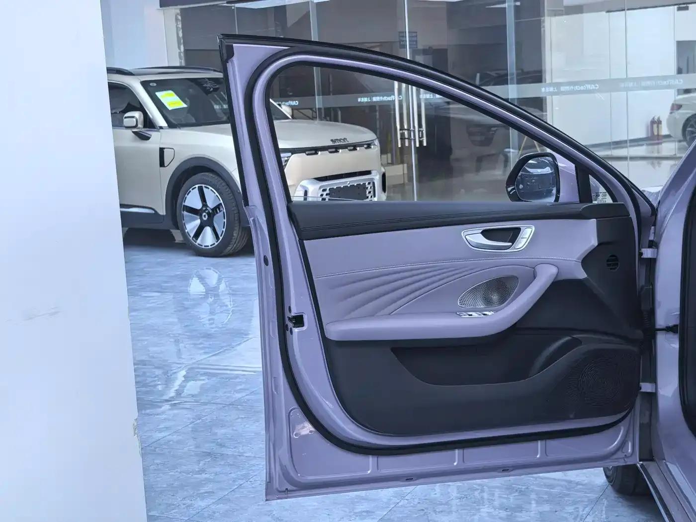 Roewe M7 DMH 2025 160km Enjoy Edition — миниатюра 21