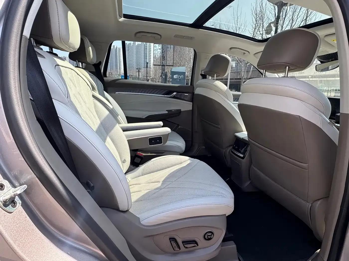 Roewe RX9 2023 2.0T AWD Premium Edition — миниатюра 14