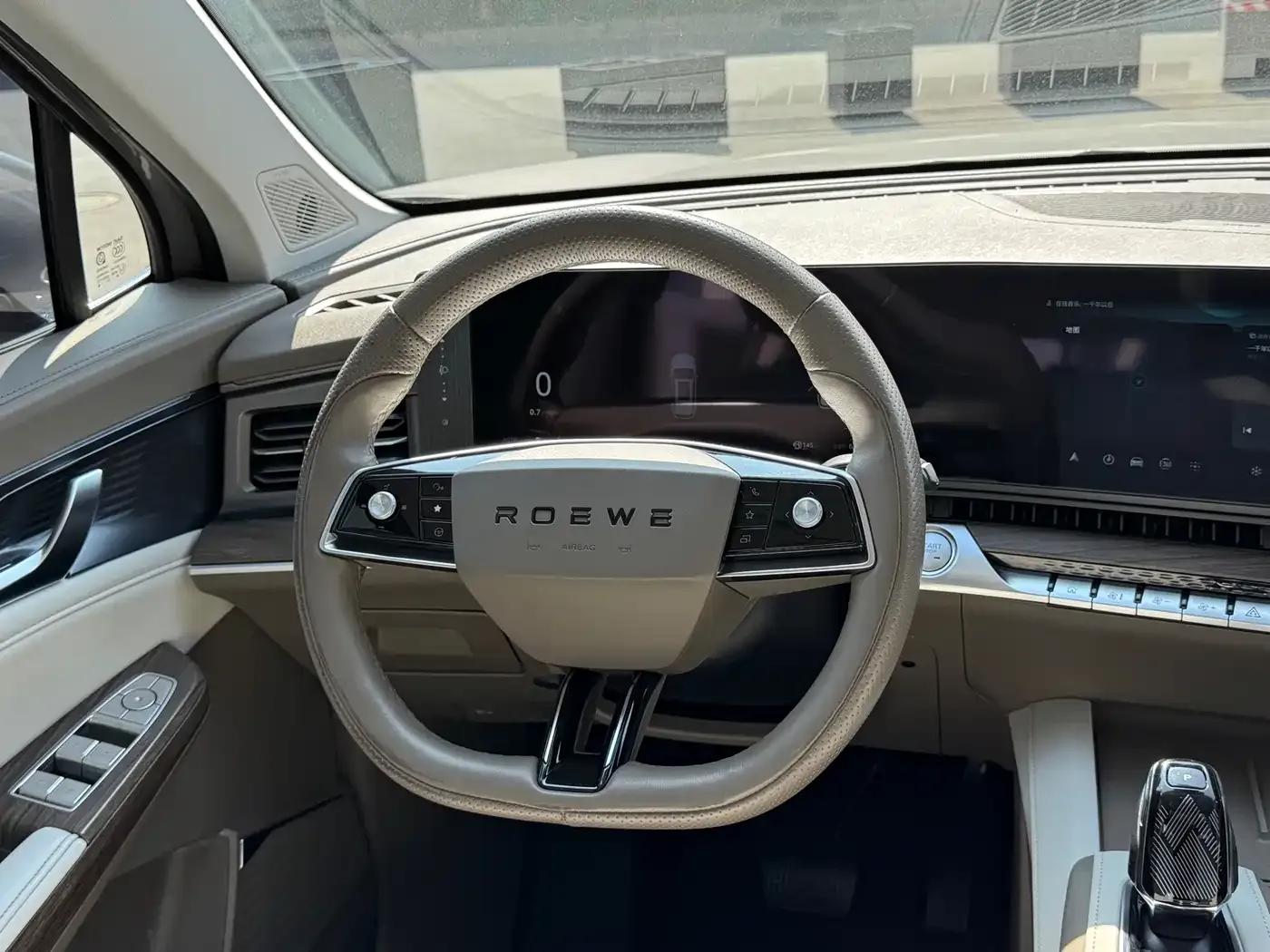 Roewe RX9 2023 2.0T AWD Premium Edition — миниатюра 10