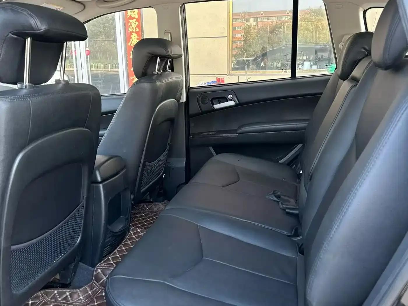 Roewe W5 2014 1.8T 2WD Automatic Shengyu Special Edition — миниатюра 6