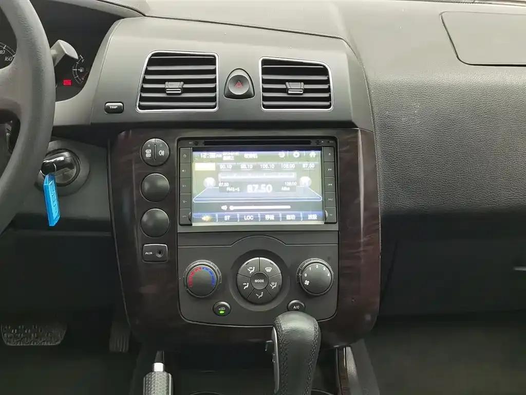 Roewe W5 2014 1.8T 2WD Automatic Shengyu Special Edition — миниатюра 12