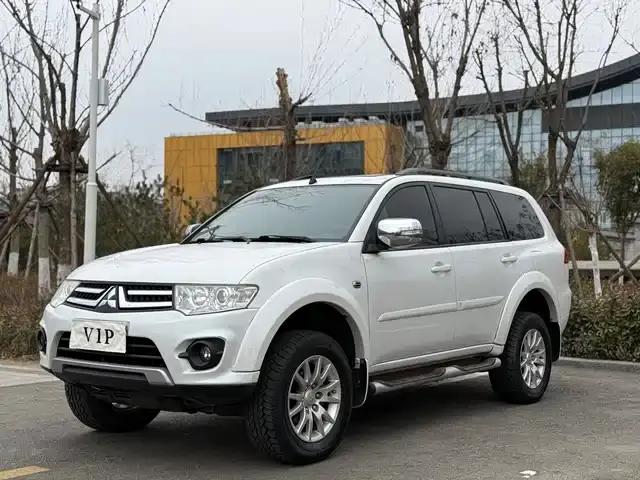 2013 Pajero Sport 3.0L Automatic 2WD Luxury Edition