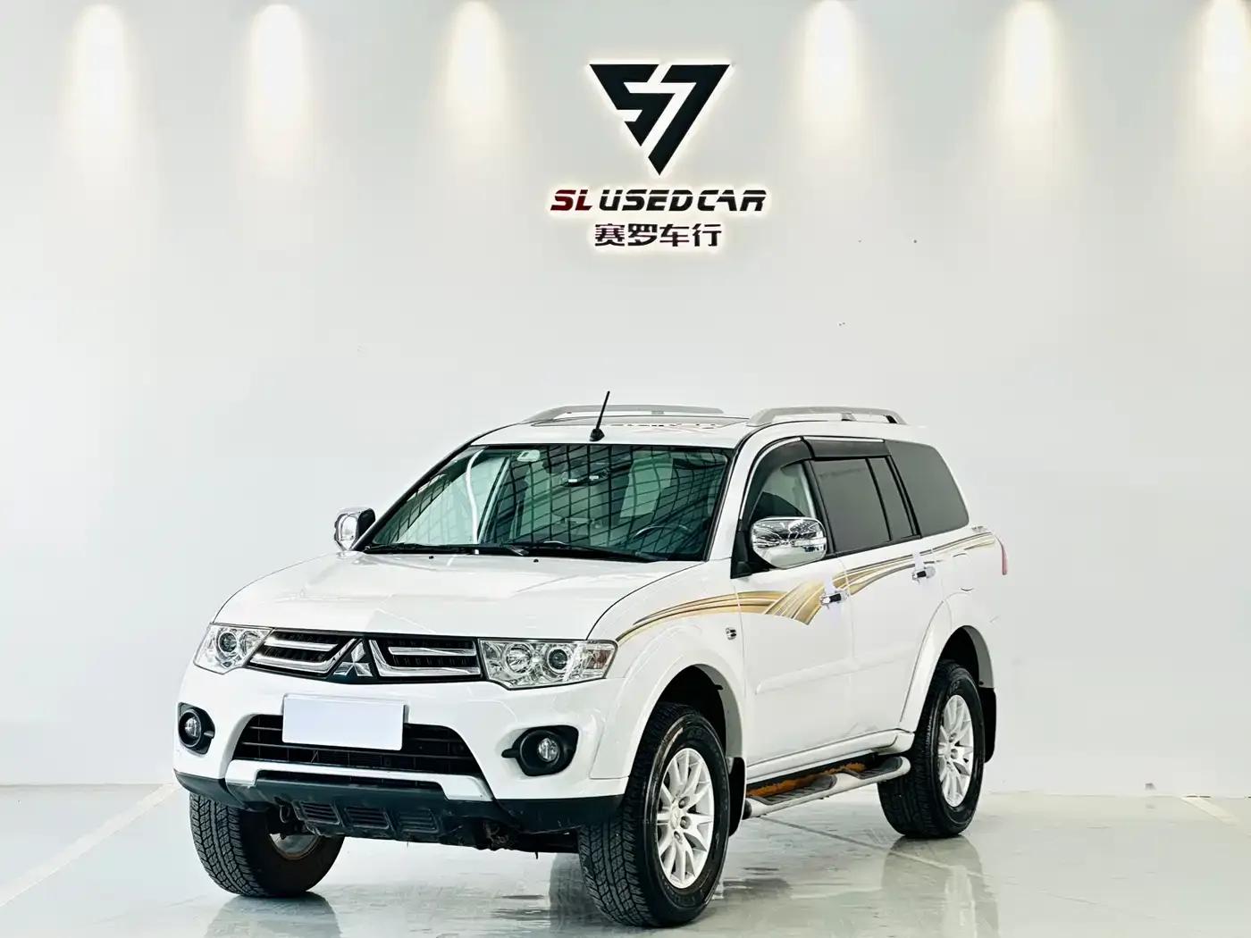 2013 Pajero Sport 3.0L Automatic 4WD Flagship Edition — миниатюра 1