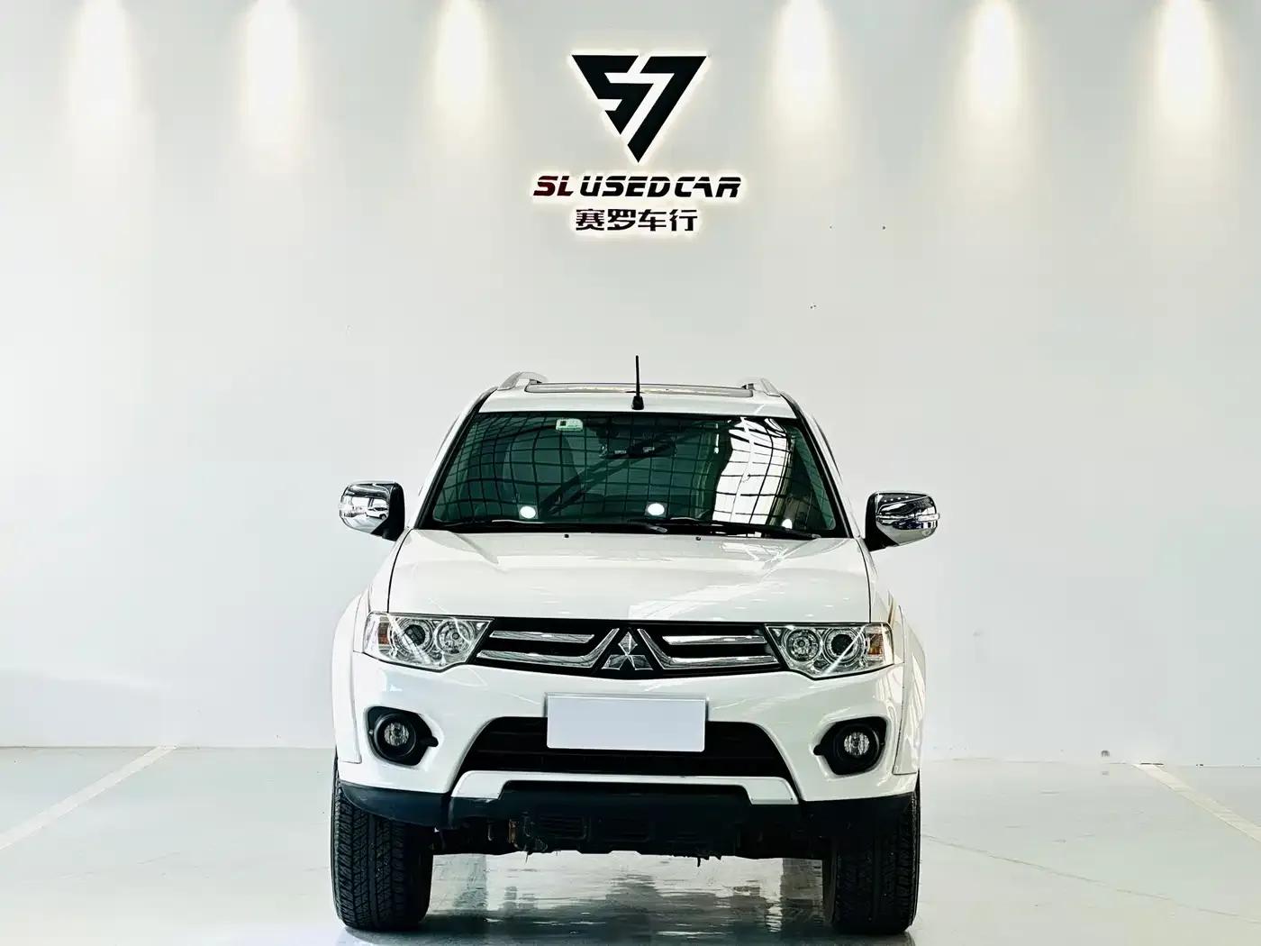 2013 Pajero Sport 3.0L Automatic 4WD Flagship Edition — миниатюра 2